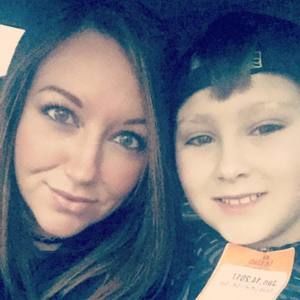 Meet your Posher, Casey